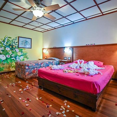 Lands In Love Hotel And Resort Colonia Palmareña 외부 사진